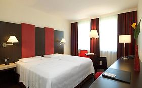 Nh Hotel Salisburgo
